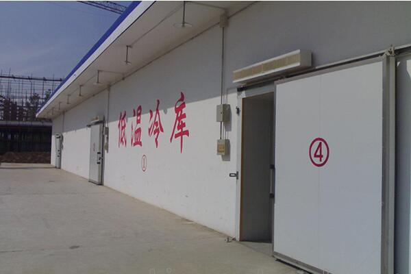 小型冷庫(kù)建造前需要確定好尺寸