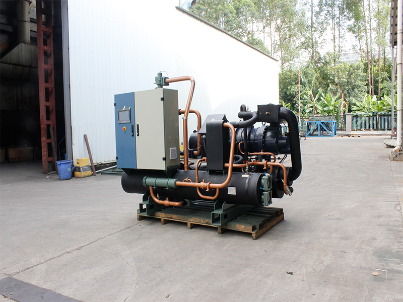 洗浴熱水還在用鍋爐嗎？水源熱泵才是當(dāng)今主流